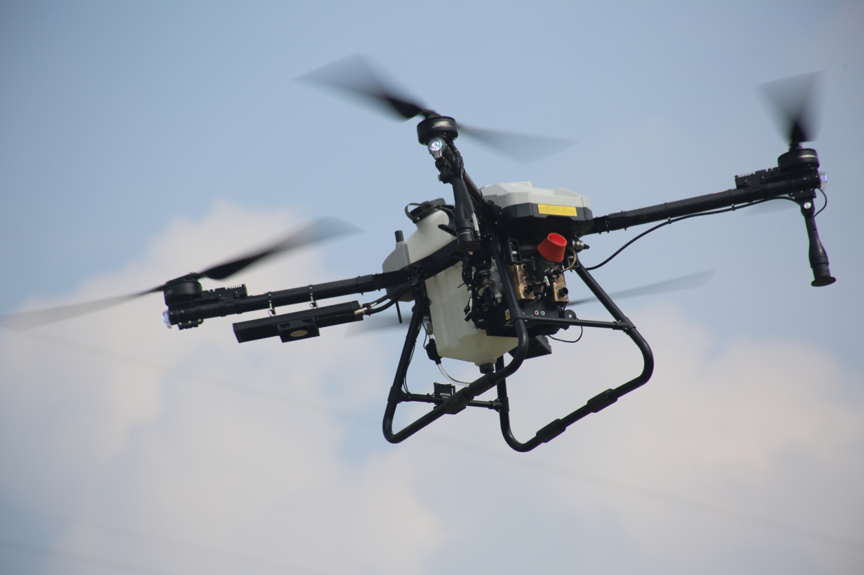 Y-20A型油电混动植保无人机